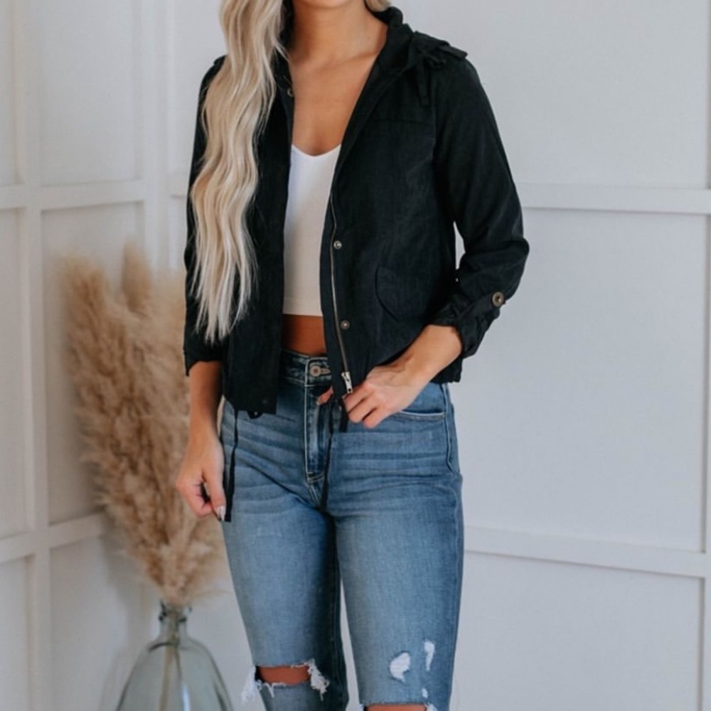 NEW Lightweight black jacket